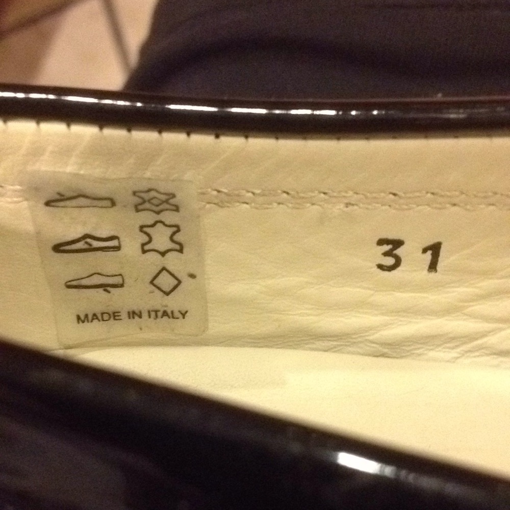 BRAND NEW! Kid's Black Unisex Junior Tod's Loafers - Picture 7 of 8